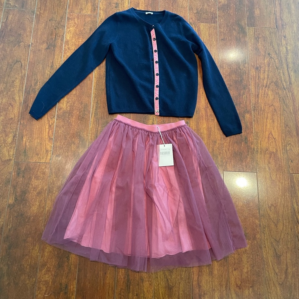 Il gufo cardigan and skirt set